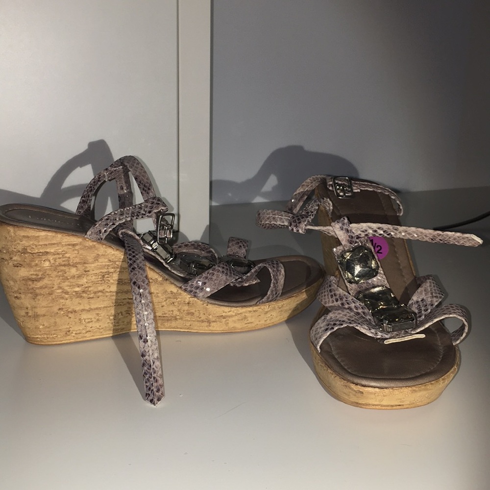 Lorenzo Chelini snake skin wedges
